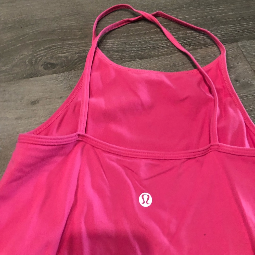 Lululemon tank size 4